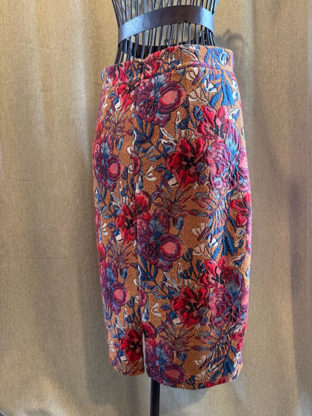 Anthropologie - Maeve - Floral Tapestry - Pencil Skirt - Size Small - Picture 6 of 14